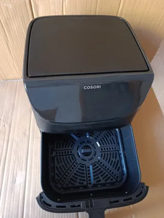 Freidora de aire Cosori negra