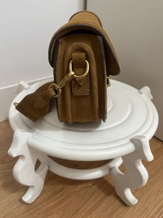 Bolso Zara en piel color caramelo