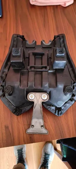 Asiento Zontes U125 Negro.