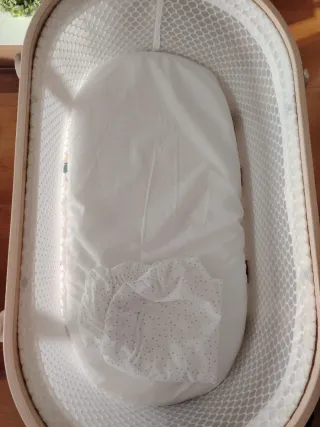 Moisés + 2 colchones + 2 bajeras + protector