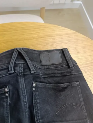 Pantalón vaquero G-Star mujer negro talla 26/32
