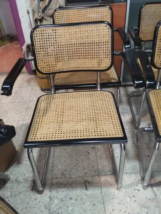 Dos Sillas Cesca Metal y ratan