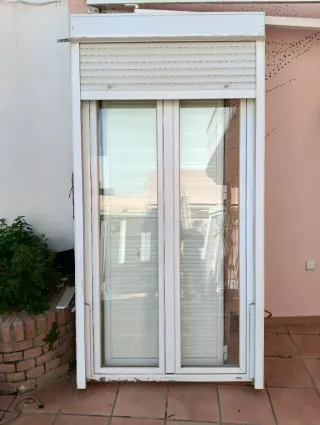 Puertas y ventanas aluminio Climalit y rejas