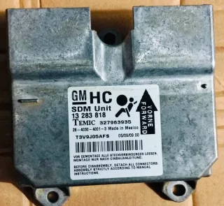 Centralita Airbag HC/ 13 283 818 Opel Corsa D