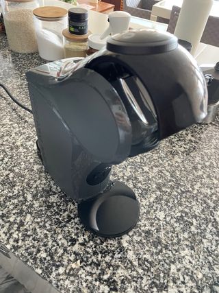 Cafetera Dolce Gusto Negra
