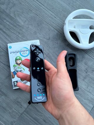 Mario Kart Wii con Volante e Controller