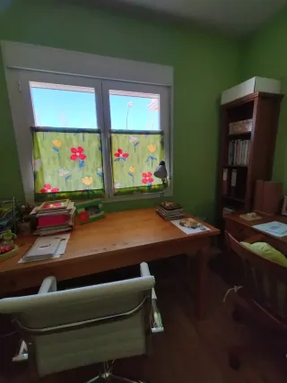 Mesa grande de madera natural