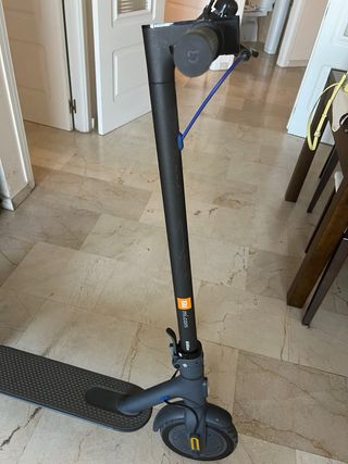 Patinete Xiaomi Mi Scooter 3 buen estado+ cargador