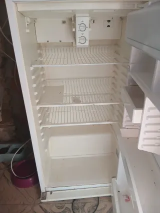 Nevera blanca Whirlpool