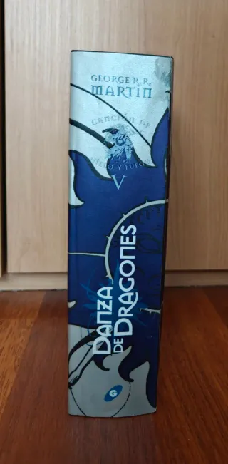 Danza de dragones. Juego de Tronos.