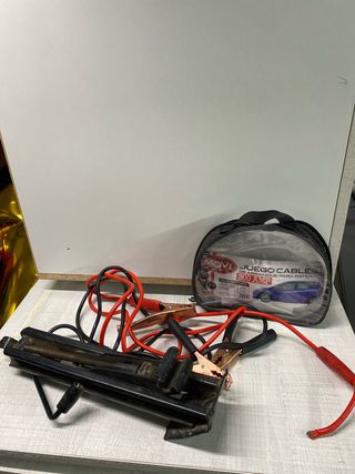 Pack Gato elevador y pinzas de arranque para coche