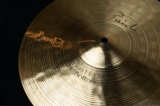 Platos Paiste Signature Medium Hi-Hat 14”