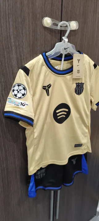 Conjunto Barcelona infantil y adulto