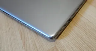 Ordenador portátil HP 250 G6 color plata