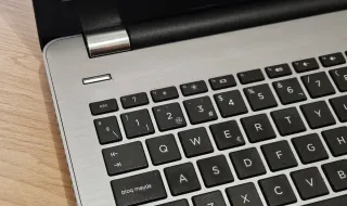 Ordenador portátil HP 250 G6 color plata