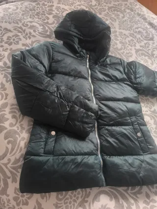 Abrigo plumífero niña verde oscuro