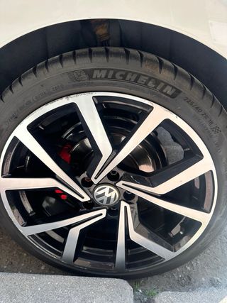 3 Llantas VIANKA R18 5x112 ET42