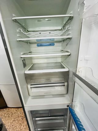 Nevera LG 2m alto x 60cm ancho con garantía