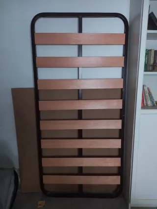 Somier de cama, metálico y de madera