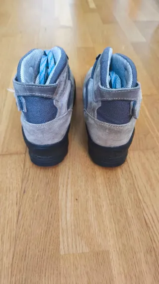 Botas Salomon Beige y Azul