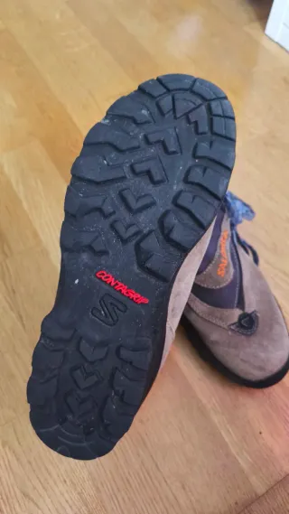 Botas Salomon Beige y Azul