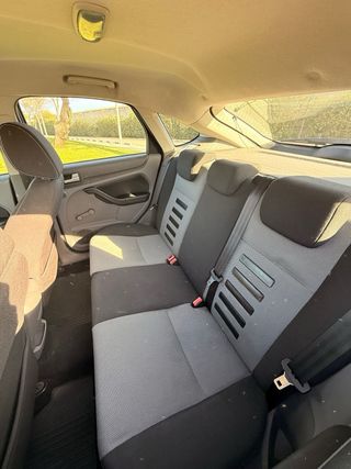 Ford Focus 1.6 129.000km