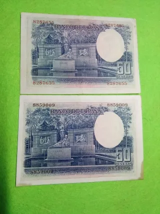 2 Billetes 50 Pesetas de1935 diferencias en color