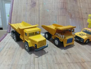 Camiones Obra Escala