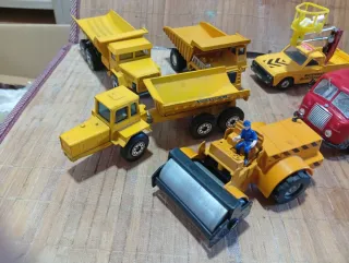 Camiones Obra Escala