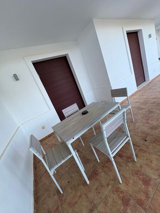 Mesa y 4 Sillas Exterior