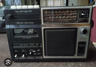 Lámpara y Radio Vintage 1970