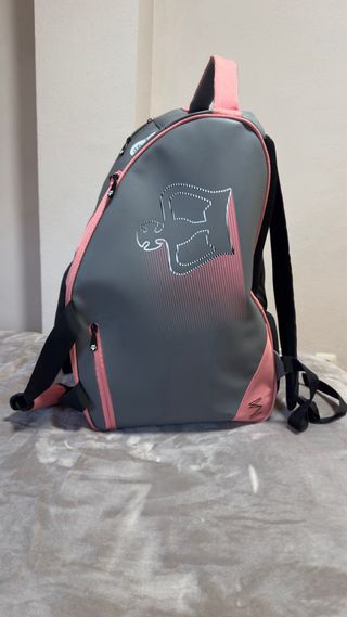 Mochila de pádel BlackCrown rosa y gris.