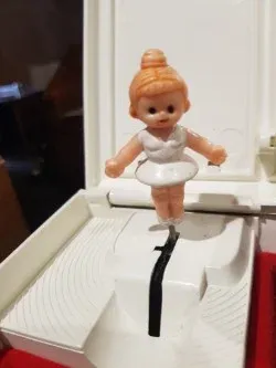 Caja música bailarina vintage años 90