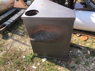 Estufa de leña poco negociable