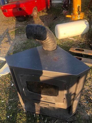 Estufa de leña poco negociable