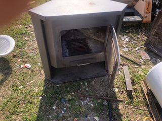 Estufa de leña poco negociable