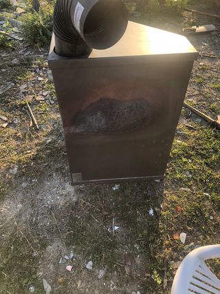 Estufa de leña poco negociable