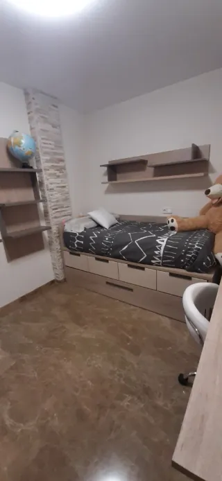 Se alquila piso en oliva pueblo,junio o septiembre