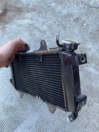 Radiador original KTM Duke 390 2023