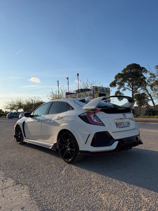 Honda Civic Type R FK8 Nacional