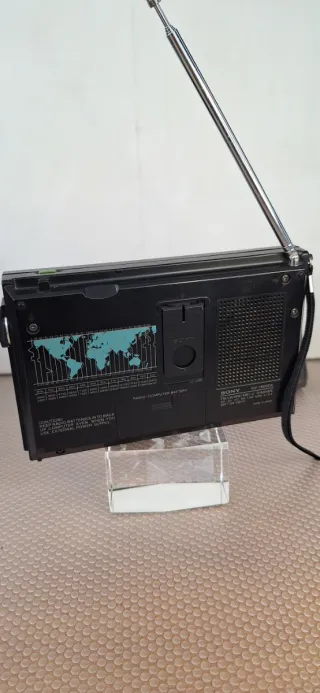 Radio Sony ICF-7600DA PLL Synthesized Receiver