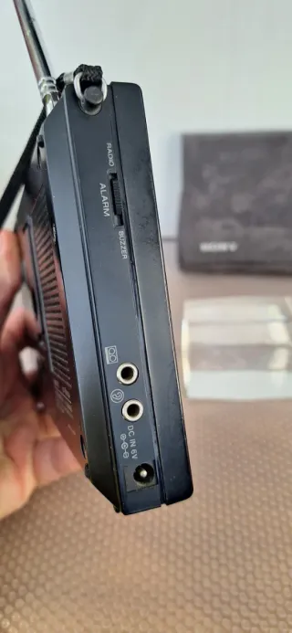 Radio Sony ICF-7600DA PLL Synthesized Receiver