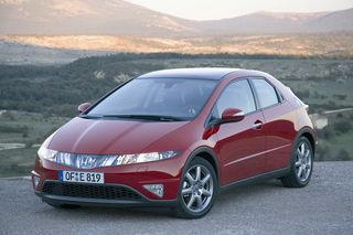 Amortiguadores KYB Gas-A-Just Civic 8 Traseros