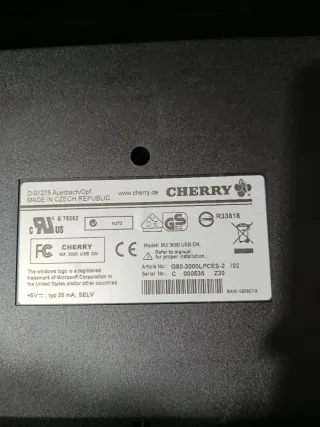 Teclado Mecánico Cherry Negro