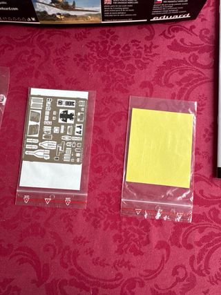 Maqueta Avión P-400 Eduard Profipack