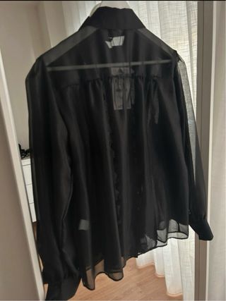 Camisa Zara Negra  Volantes