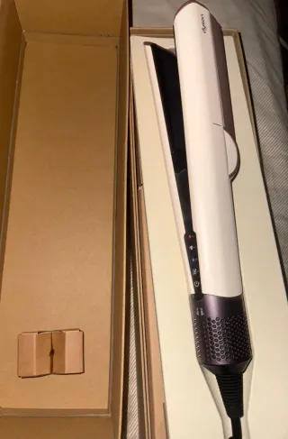 Dyson Airstrait nuovo