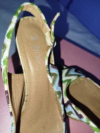 Sandalias de tacón multicolor talla 37