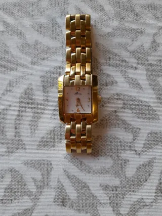 Reloj Lotus Dorado Mujer
