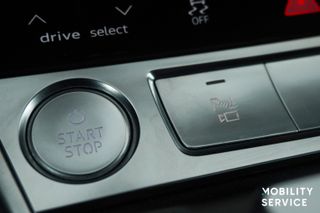 Audi e-tron Advanced 55 quattro